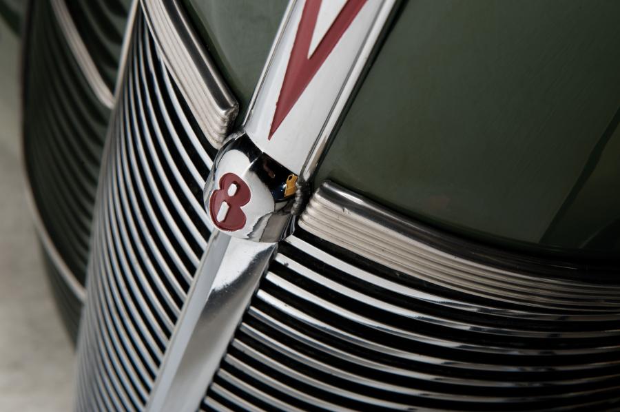  Ford DeLuxe Convertible Club Coupe 1940 года  (фото 5 из 10)